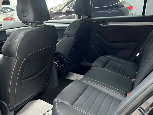 Skoda Superb — Фото автомобиля 19