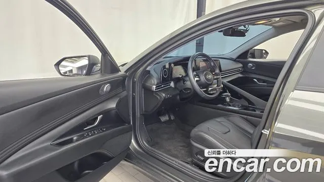 Hyundai Avante CN7 — Фото автомобиля 15
