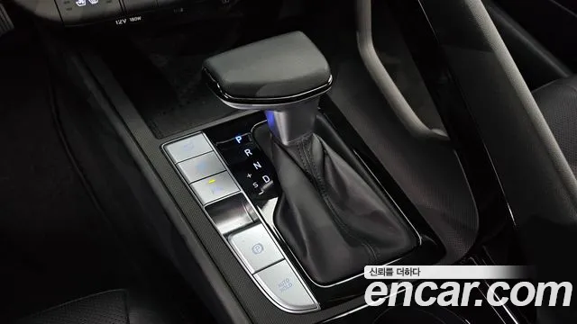Hyundai AVANTE Avante (CN7) — Фото автомобиля 9