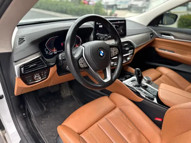 BMW 6 Series Gran Turismo — Фото автомобиля 6