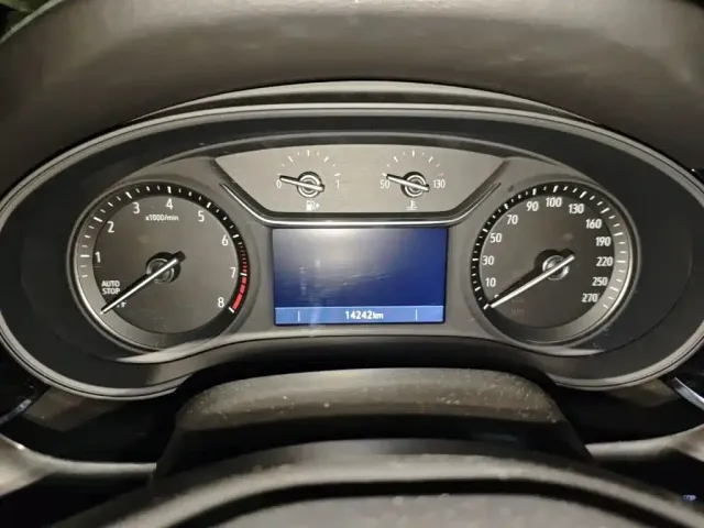 Buick Regal 2024 25T Ultra Comfort Edition — Фото автомобиля 7