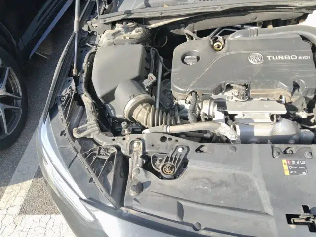 Buick Regal — Фото автомобиля 20