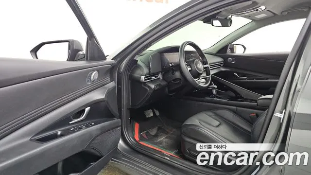 Hyundai AVANTE Новый Avante (CN7) — Фото автомобиля 10