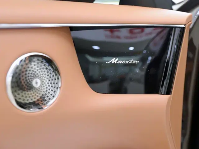 Maextro S800 — Фото автомобиля 18