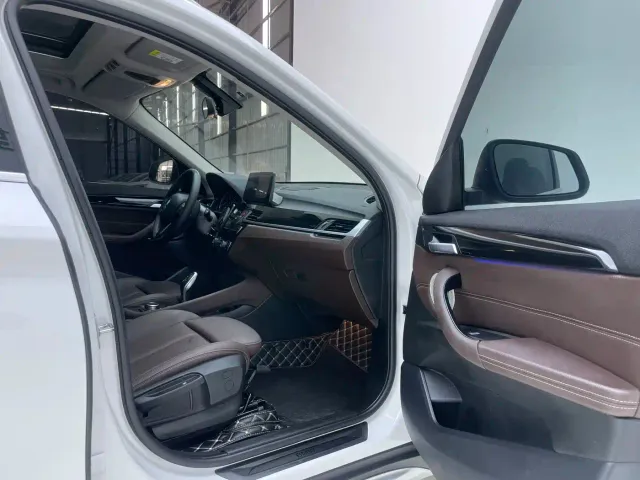BMW X1 — Фото автомобиля 25