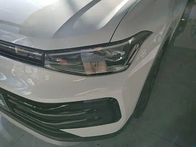 Volkswagen Tharu — Фото автомобиля 23