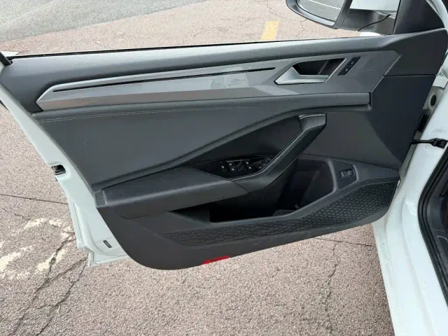 Volkswagen Sagitar — Фото автомобиля 6