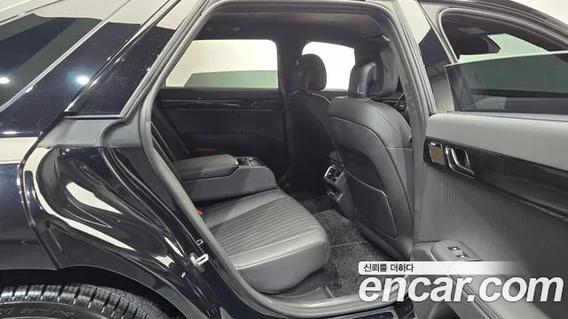 Hyundai Grandeur GN7 — Фото автомобиля 17