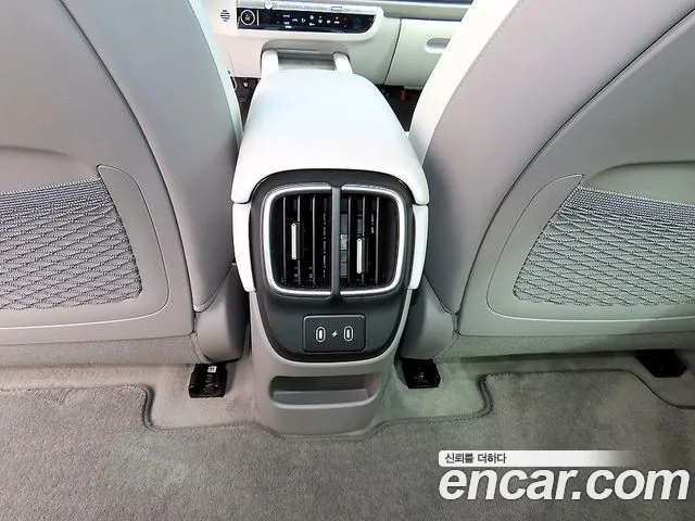 Hyundai Ioniq 6 — Фото автомобиля 15