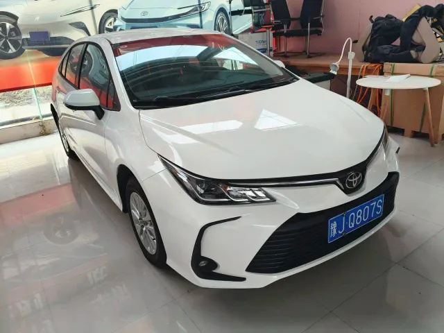 Toyota Corolla — Фото автомобиля 3