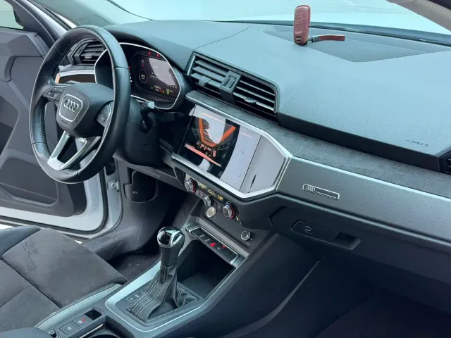 Audi Q3 — Фото автомобиля 9
