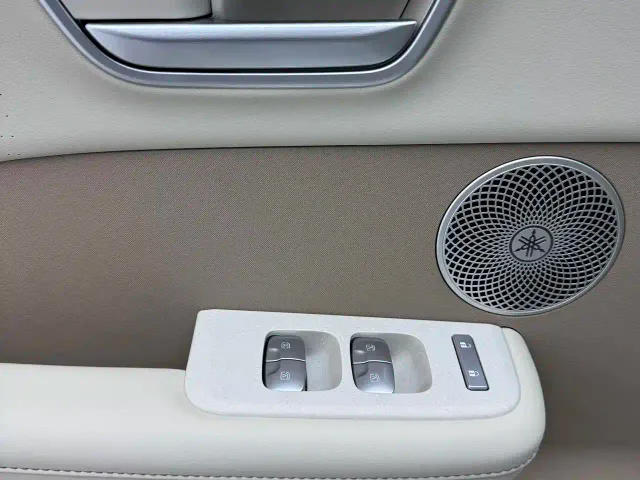 Toyota BoZhi 3X — Фото автомобиля 16