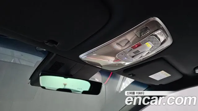 Genesis GV70 — Фото автомобиля 24