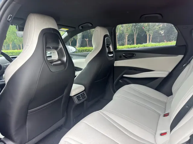 BYD Seal 06 — Фото автомобиля 10