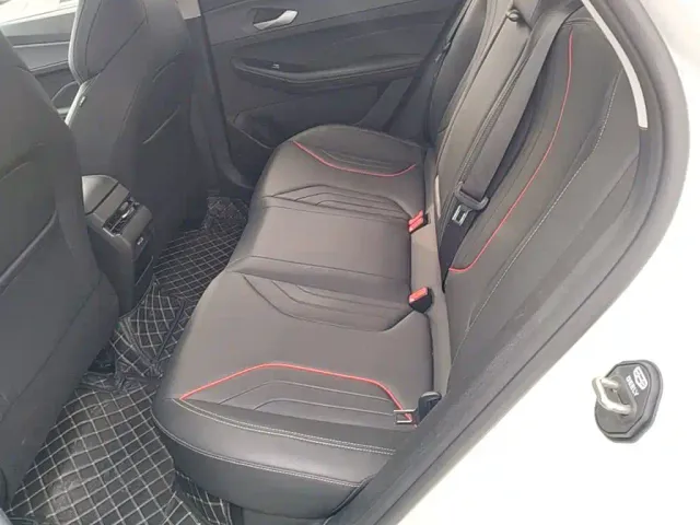 Geely Binrui — Фото автомобиля 16