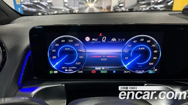 Mercedes-Benz EQB — Фото автомобиля 8