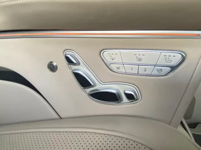 Mercedes-Benz V-Class — Фото автомобиля 14