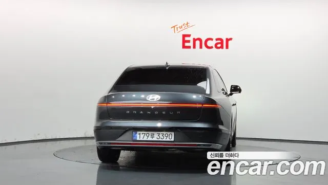 Hyundai Grandeur GN7 — Фото автомобиля 4