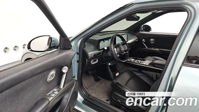 Genesis GV60 — Фото автомобиля 9