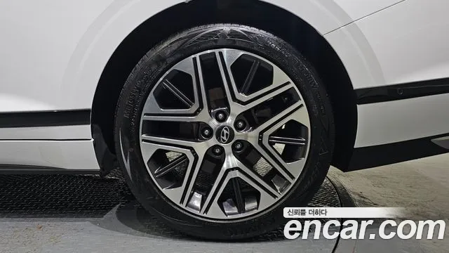Hyundai Grandeur GN7 — Фото автомобиля 21