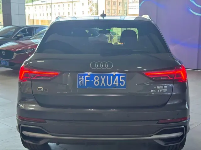 Audi Q3 — Фото автомобиля 5
