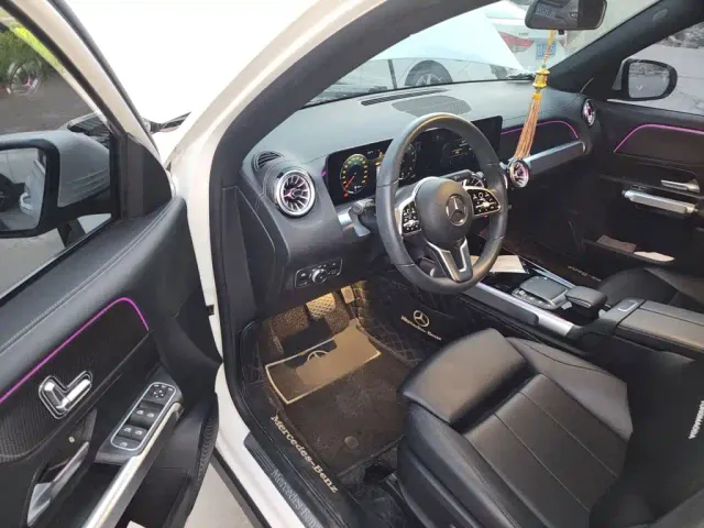 Mercedes-Benz GLB-Class — Фото автомобиля 12