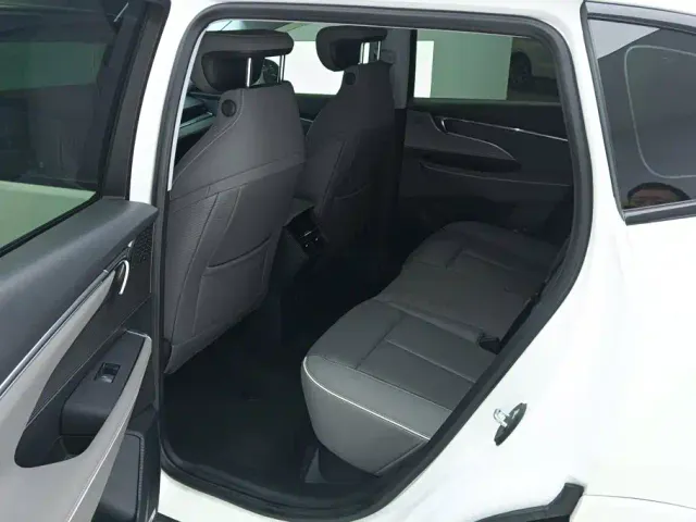 Buick E5 — Фото автомобиля 11