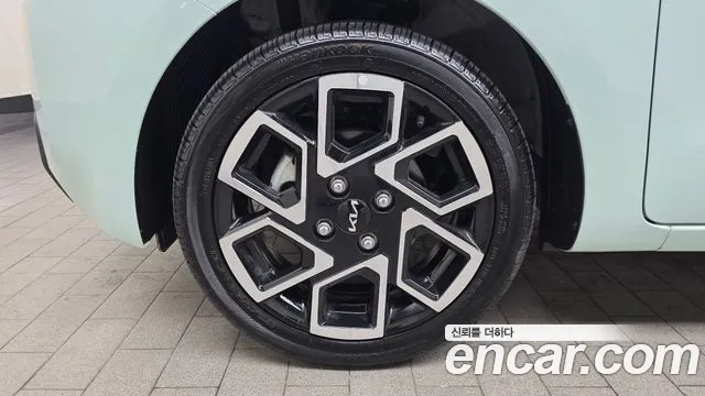 Kia RAY Новый Kia Ray Signature — Фото автомобиля 5