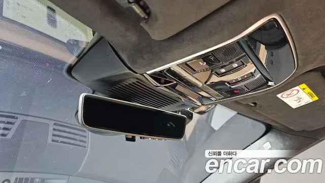 Land Rover Range Rover Sport — Фото автомобиля 6