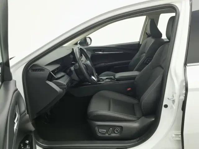 Toyota Camry 2024 2.0G Premium Edition — Фото автомобиля 10