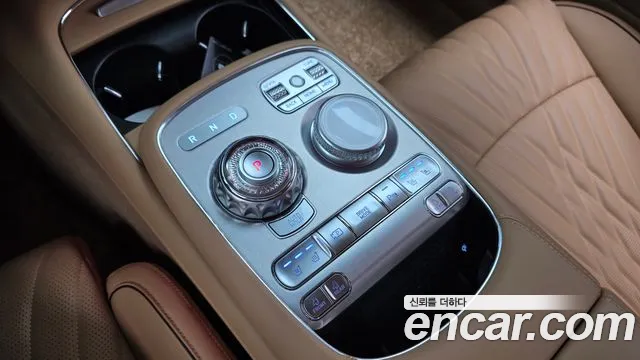 Genesis G90 — Фото автомобиля 8
