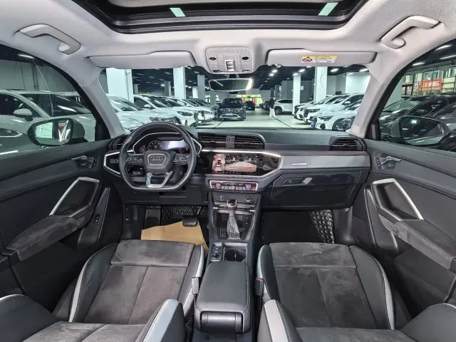 Audi Q3 — Фото автомобиля 15