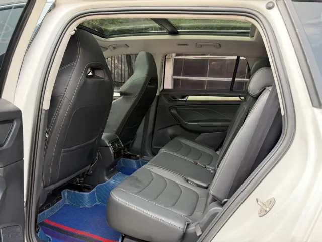 Skoda Kodiaq — Фото автомобиля 6