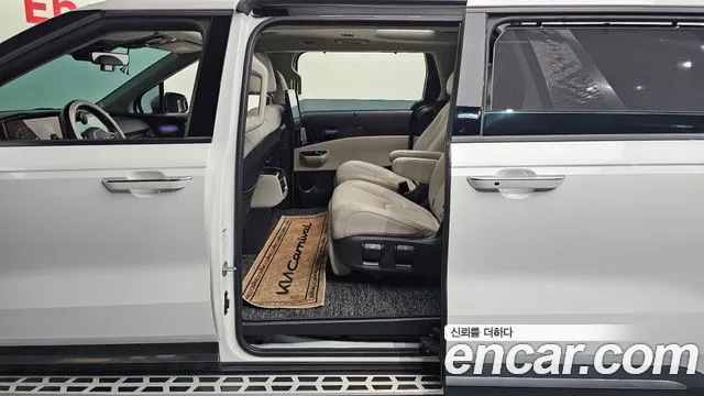 Kia Canival Carnival 4 поколение 7 мест Signature — Фото автомобиля 11