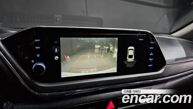 Hyundai Sonata Sonata (DN8) 2.0 LPG(Для проката) — Фото автомобиля 18