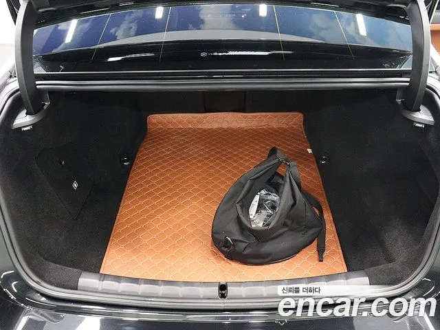 BMW i7 — Фото автомобиля 5