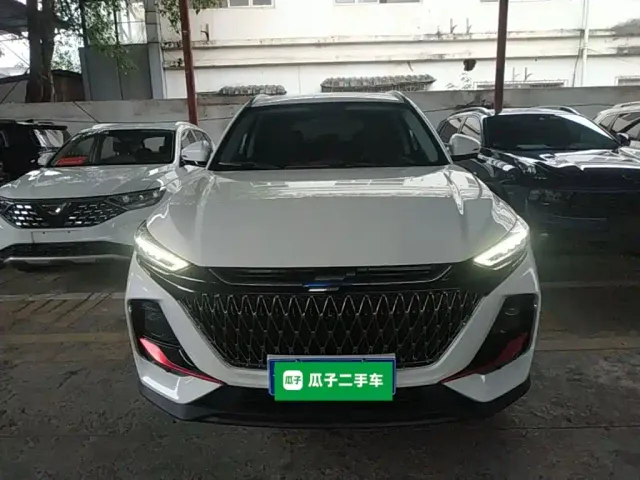 Changan X7 Plus — Фото автомобиля 2