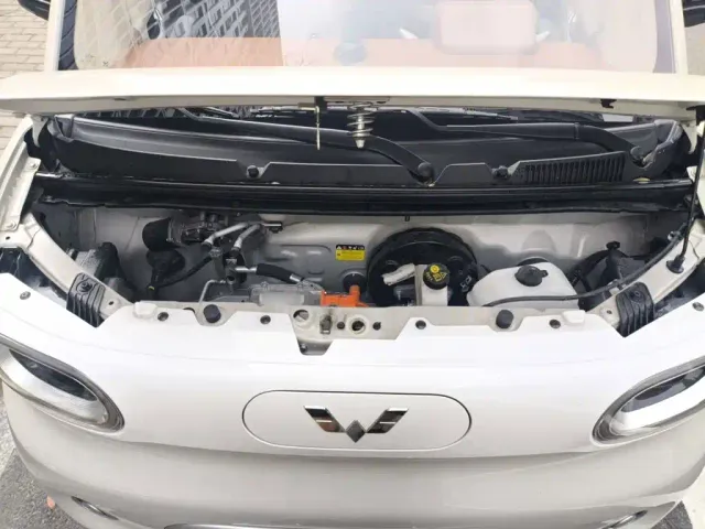 Wuling Hongguang Mini EV — Фото автомобиля 16