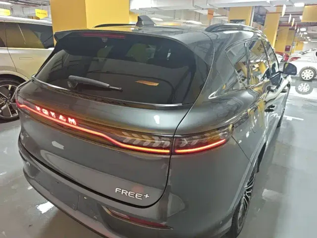 Voyah FREE — Фото автомобиля 6