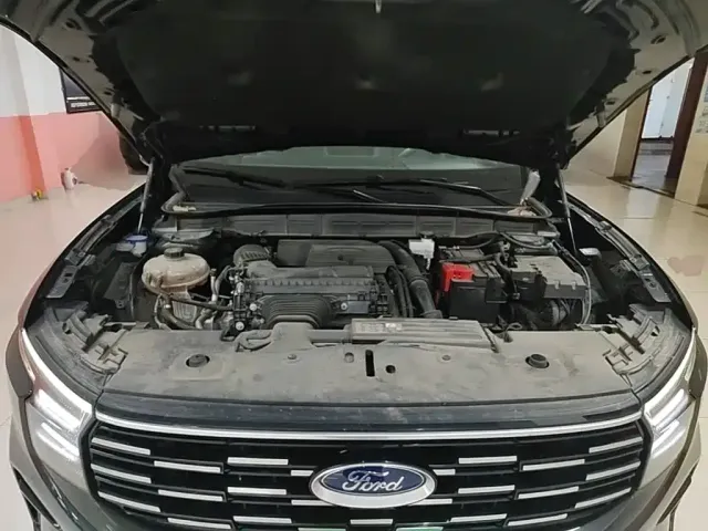 Ford Edge — Фото автомобиля 19