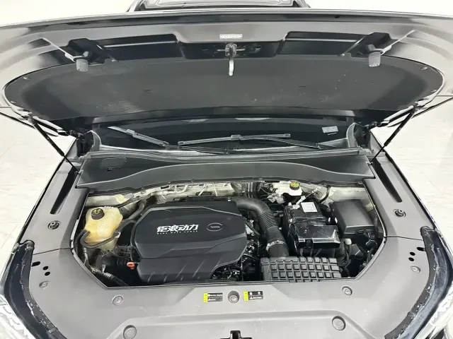 GAC Trumpchi GS8 — Фото автомобиля 16