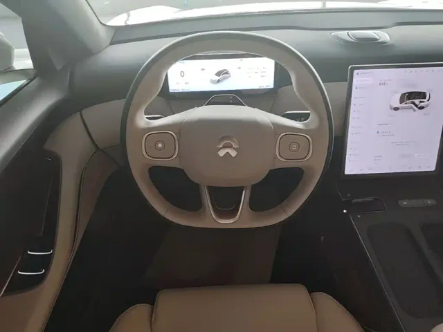 Nio ET5 Touring — Фото автомобиля 10