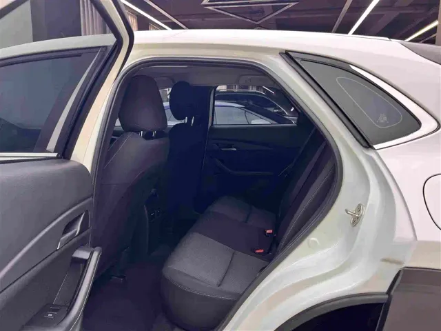 Mazda Mazda CX-30 EV 2021 Pure Electric Enjoyment Edition — Фото автомобиля 10