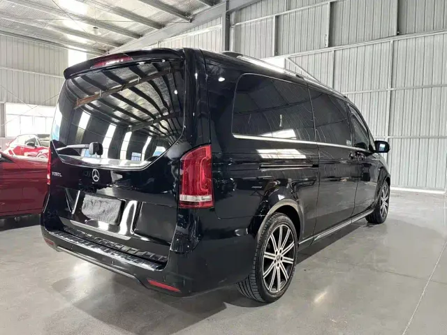 Mercedes-Benz V-Class — Фото автомобиля 6
