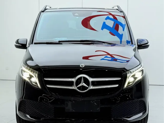 Mercedes-Benz V-Class — Фото автомобиля 3