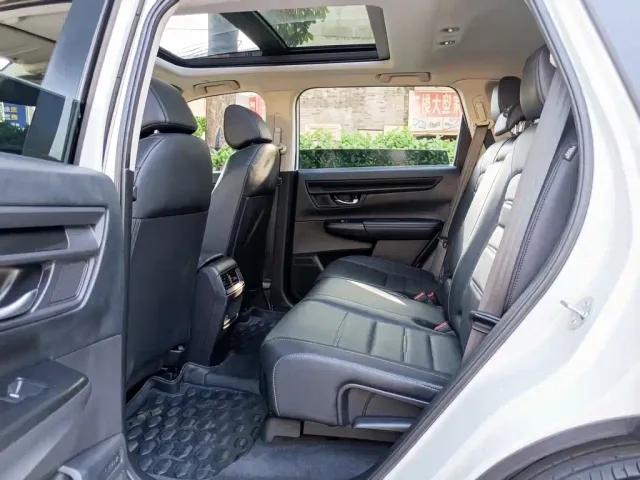 Honda CR-V — Фото автомобиля 10