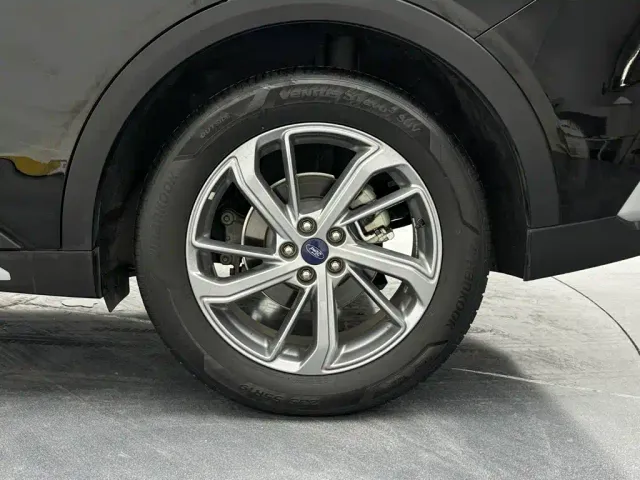Ford EVOS — Фото автомобиля 15