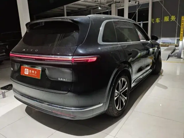 Aito M7 — Фото автомобиля 7