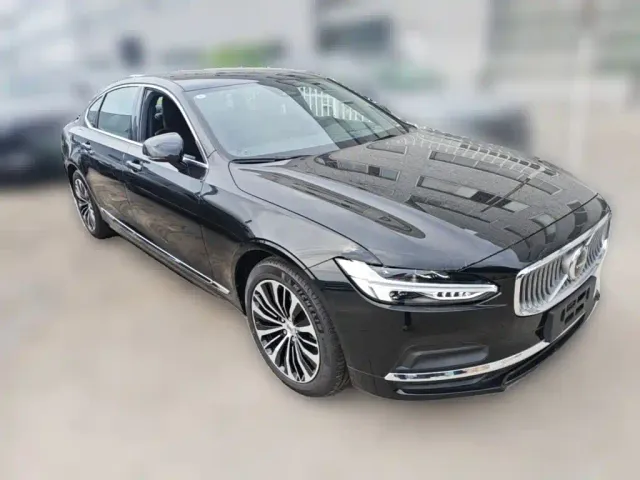 Volvo S90 — Фото автомобиля 5