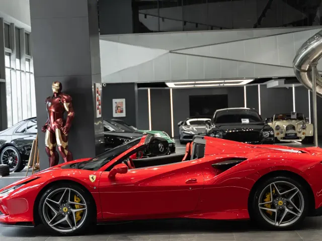 Ferrari Ferrari F8 2020 Spider 3.9T V8 — Фото автомобиля 5
